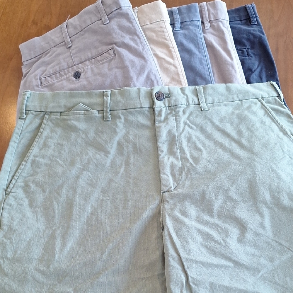 GAP Men's 6 Pairs Casual Shorts Set 8" FLAT FRONT - Picture 2 of 6